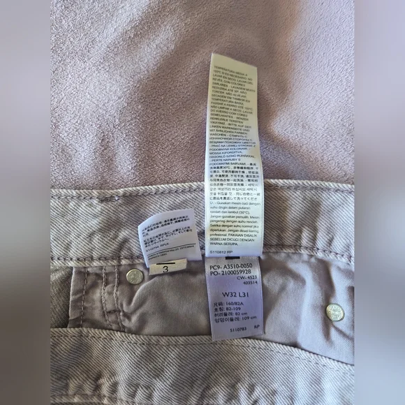 Levi's Lavender Mid Rise '94 Baggy Denim Jeans 32 x 31 NWT - Picture 11 of 14